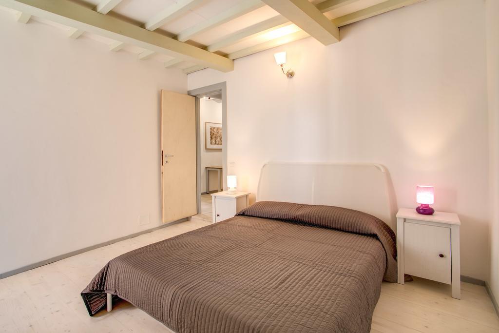 Three Bedroom Apartment Campo Dei Fiori Rzym Zewnętrze zdjęcie